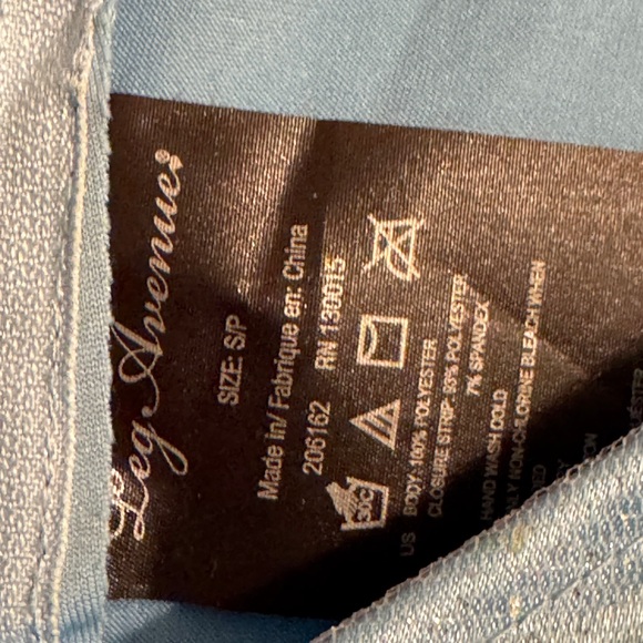 Leg Avenue Shimmering Blue Cinderella Costume - Picture 2 of 3